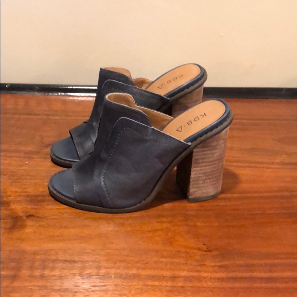 Kelsi Dagger Brooklyn Navy Leather Mule Heel - 6.5